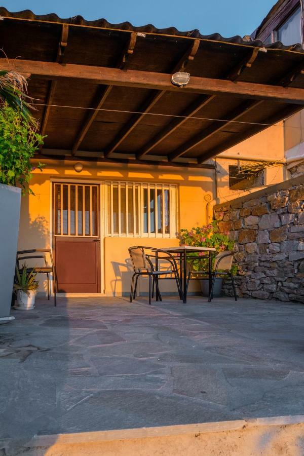Voulias Αpartments Apartment Kini Exterior foto